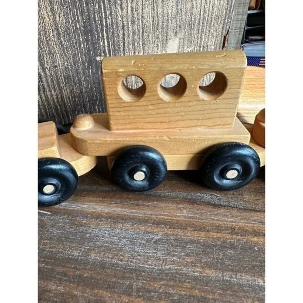 Train Set Vintage Wood S‎ & V Toys Locomotive & 4 Cars Davenport Iowa 8